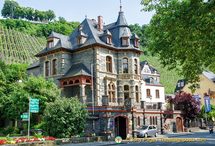 Dr. Pauly Wine Estate in a castle-like building